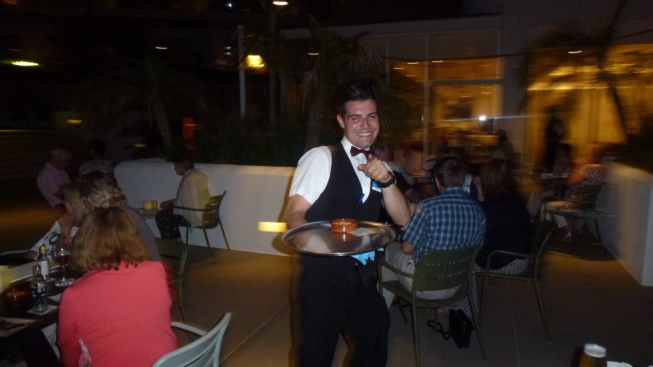 Immer gut gelaunt Inturotel Cala Esmeralda