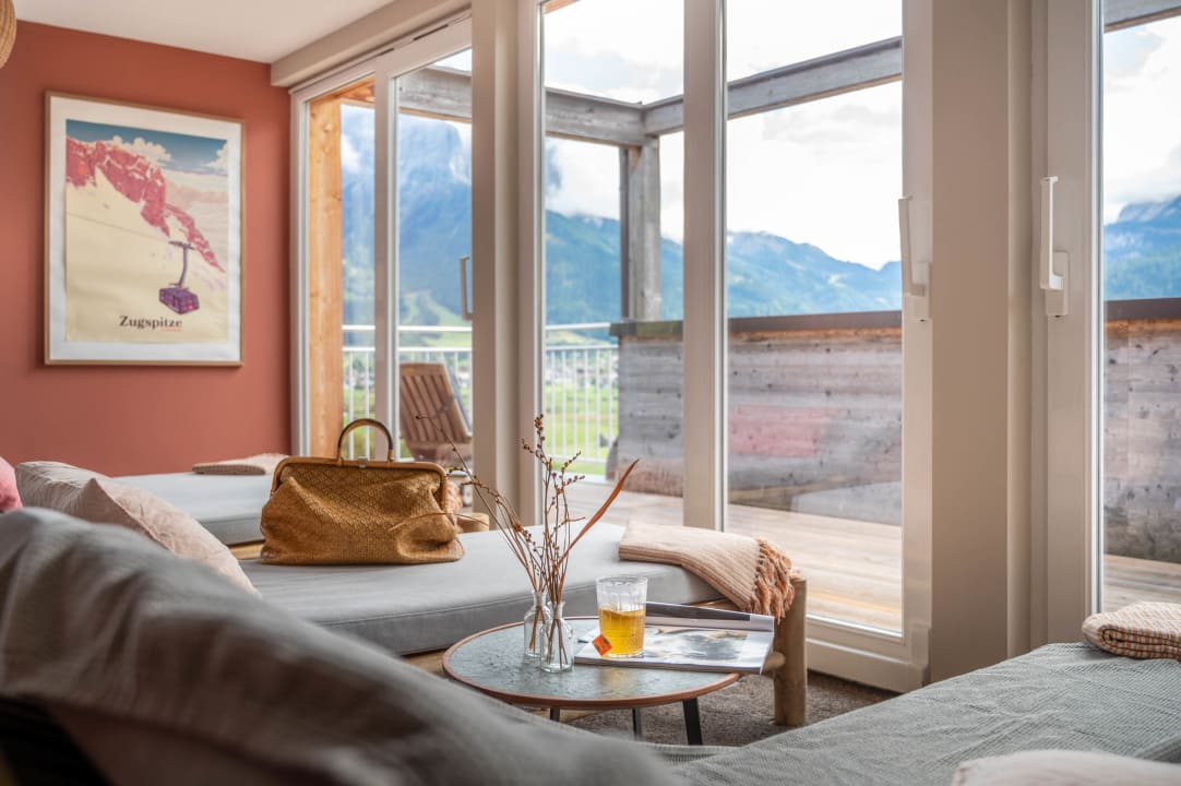 Sport & Freizeit Boutique Hotel Bellevue Lermoos