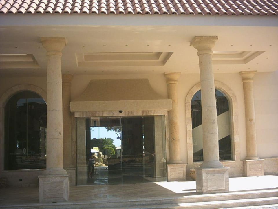 neue  Empfangshalle Lotus Bay Beach Resort