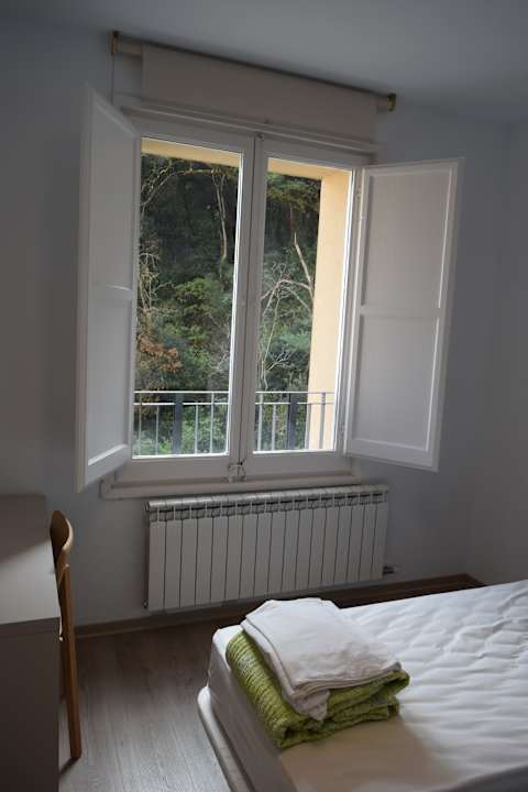 Zimmer Alberg Abat Oliba