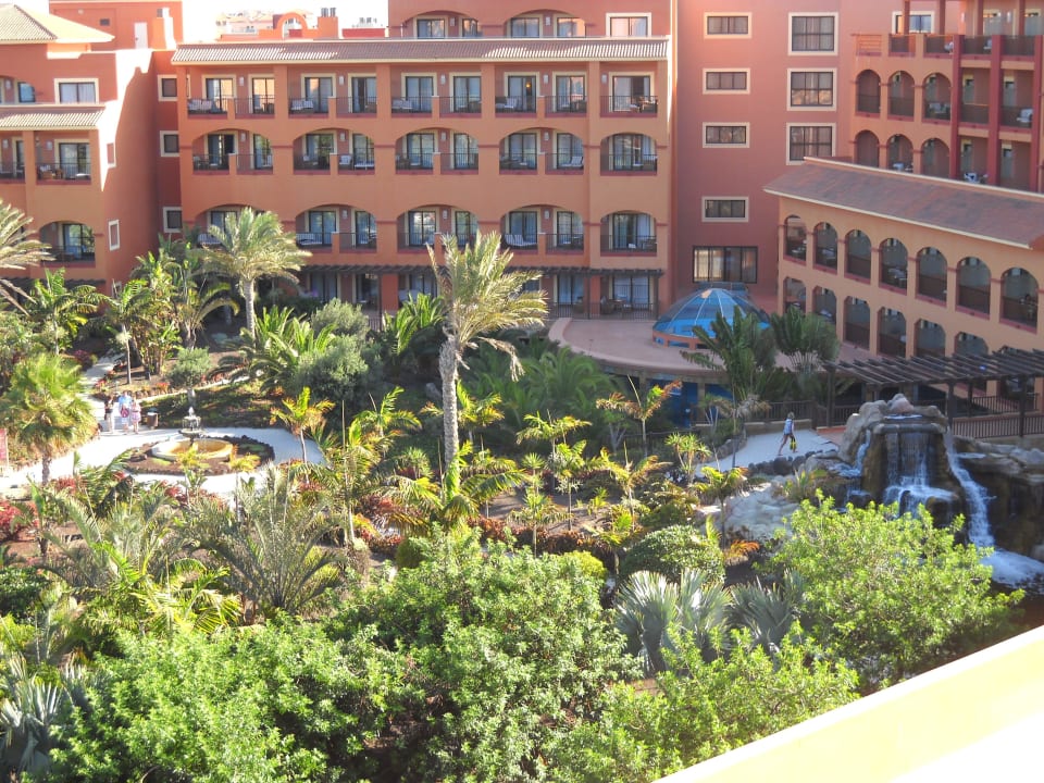 Garten- und Teilhotelsicht Sheraton Fuerteventura Golf & Spa Resort