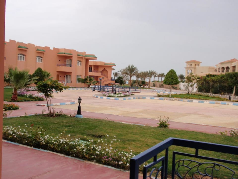 Widok z pokoju Pickalbatros Royal Moderna Resort-Sharm El Sheikh