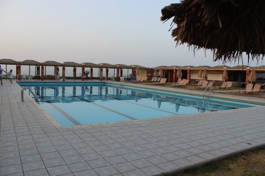 Pool Civitel Creta Beach