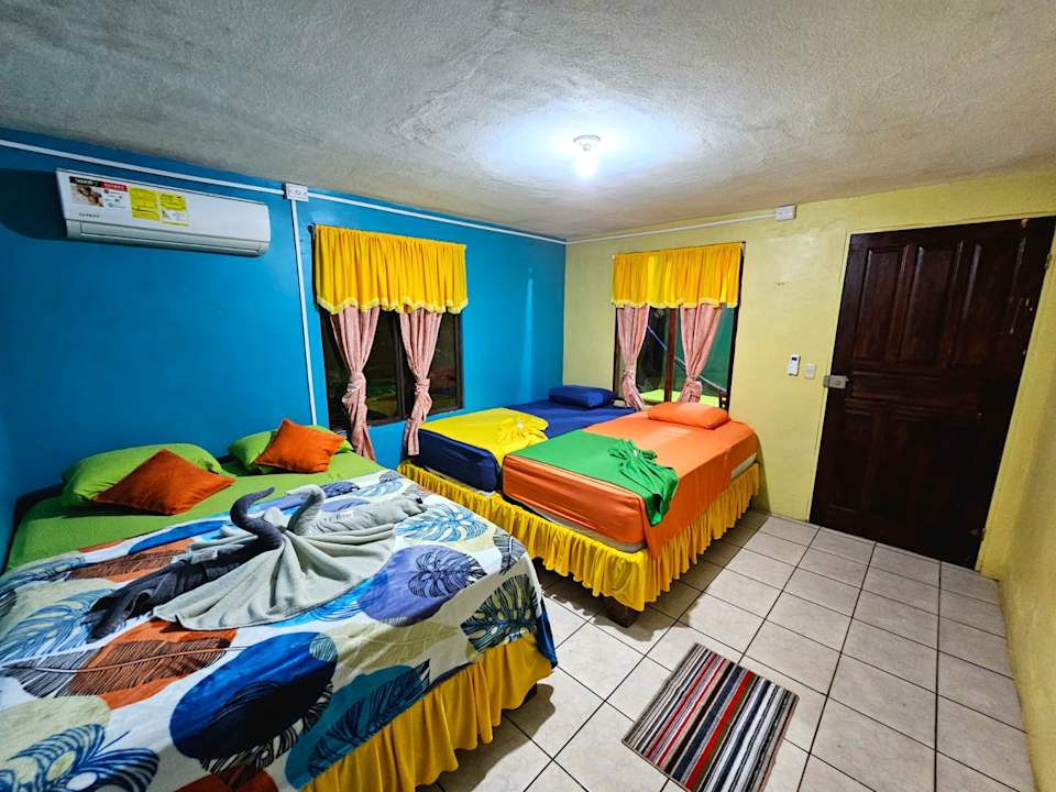 Zimmer Tortuguero Natural B&B