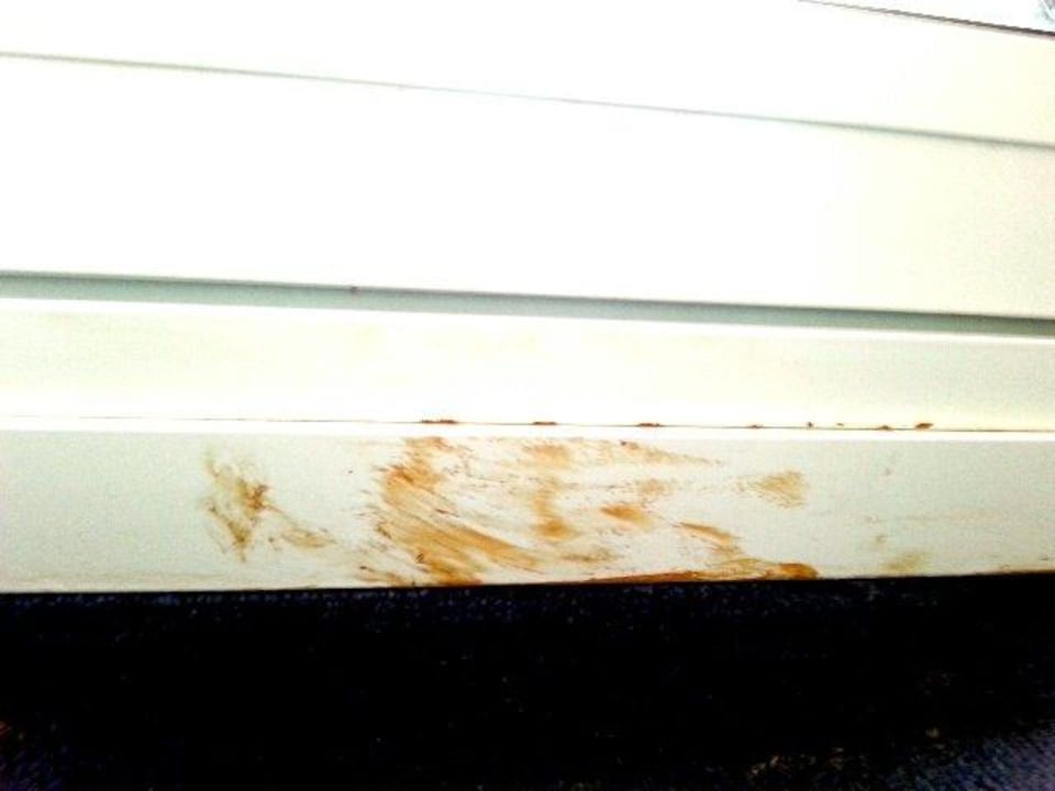 Verunreinigte Balkonleiste Mahdia Palace Thalasso