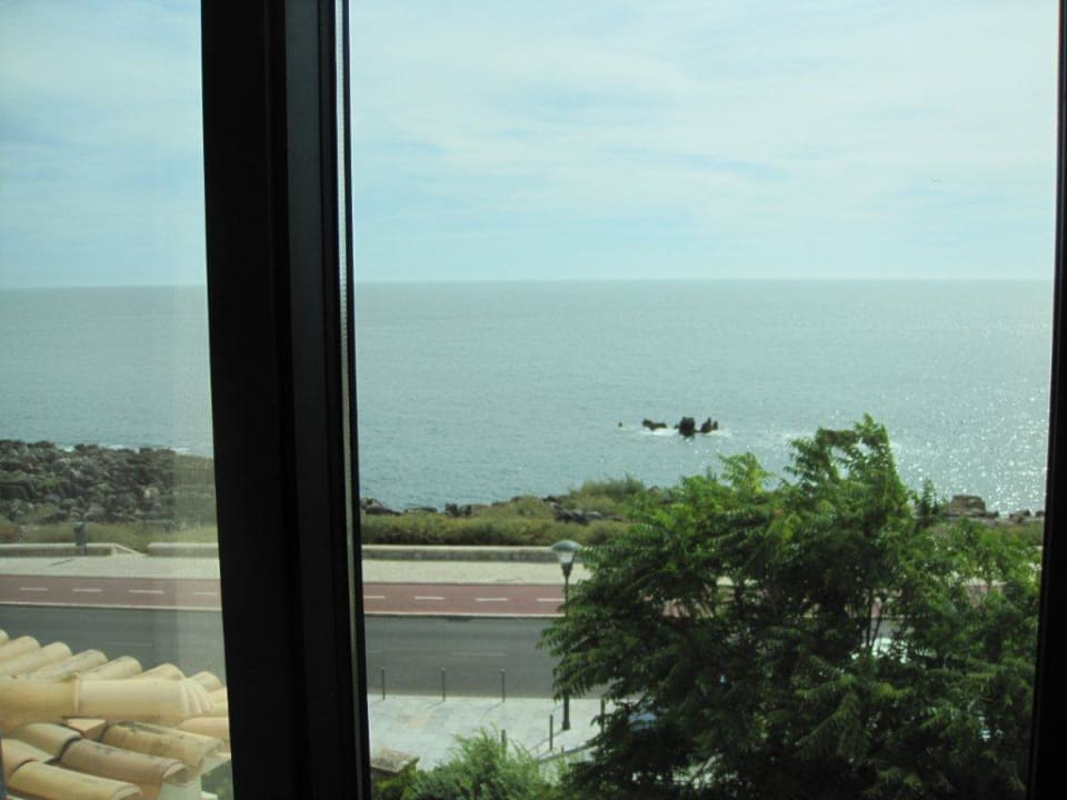 Blick aus dem Zimmer aufs Meer Grande Real Villa Italia