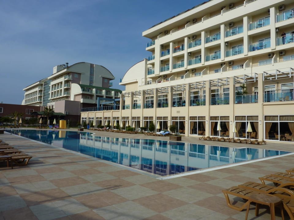 Große Poollandschaft Solivia Hotel