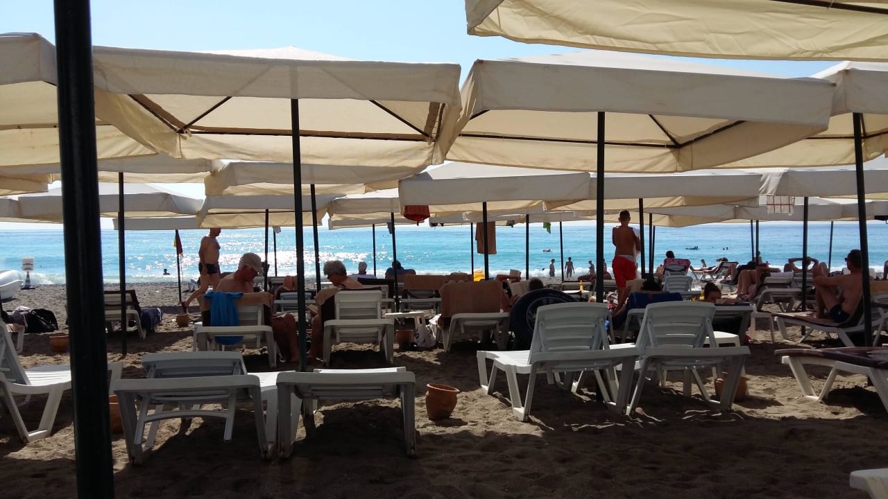 Super Privatstrand Hotel Club Paradiso