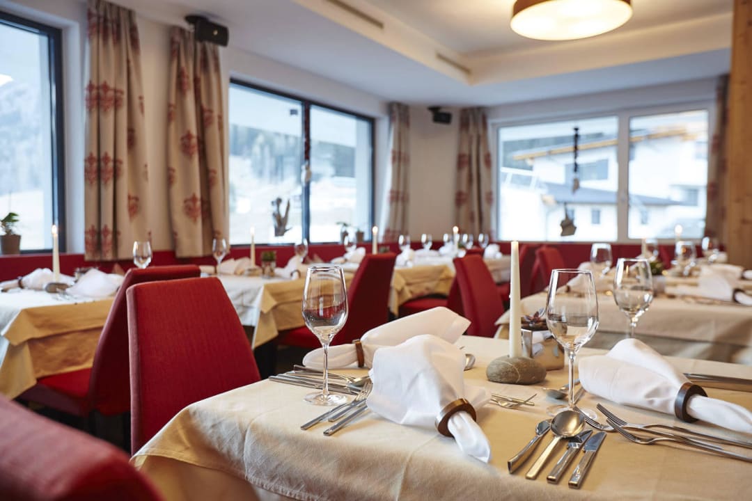 Speisesaal Hotel Zontaja