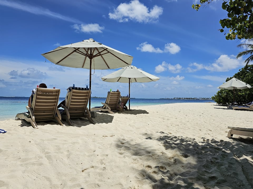 Strand Embudu Village