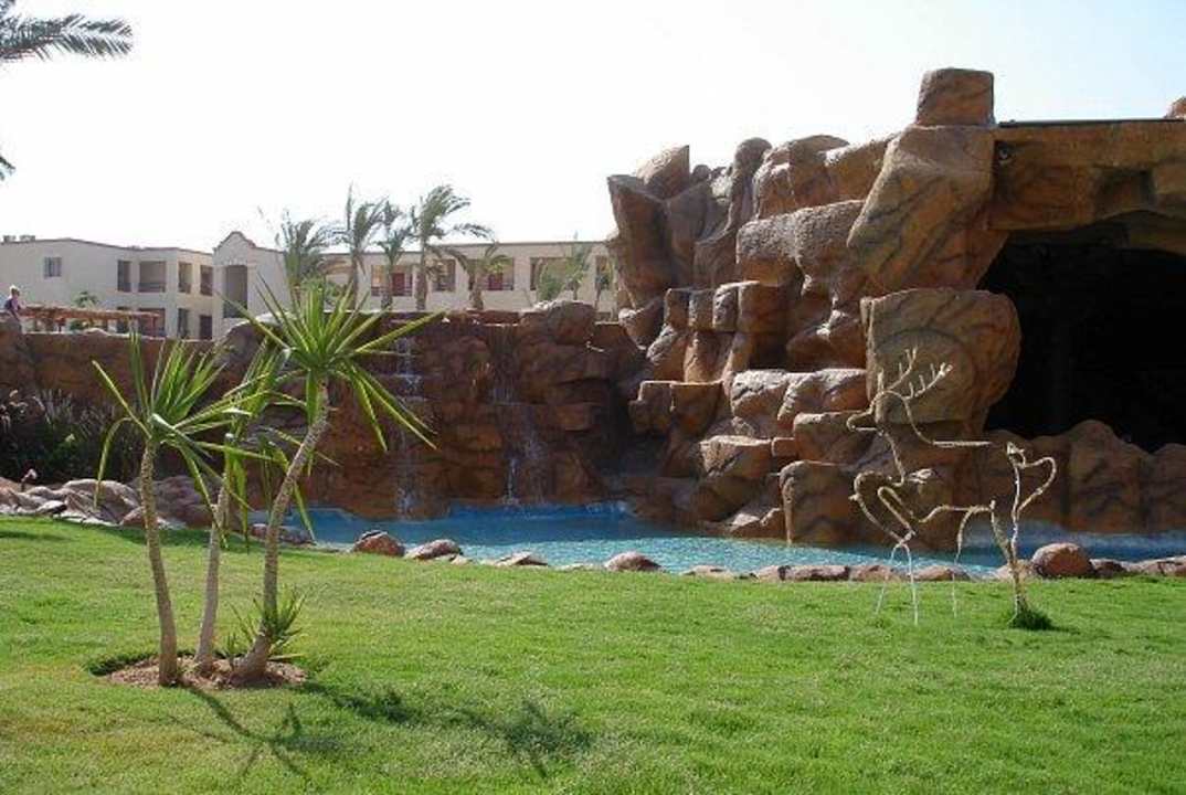 Гротто Regency Plaza Aqua Park & Spa