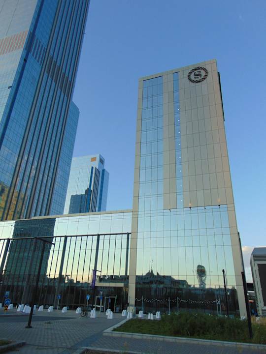 Außenansicht Sheraton Astana Hotel