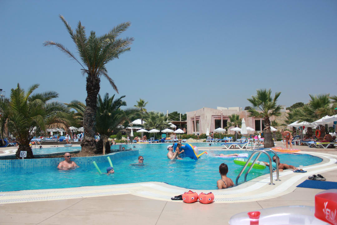 Basen Blue Waters Club