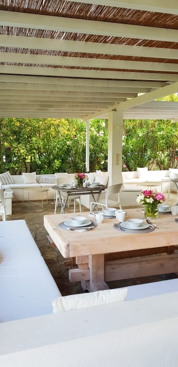 Gastro Skiathos Holidays Suites & Villas