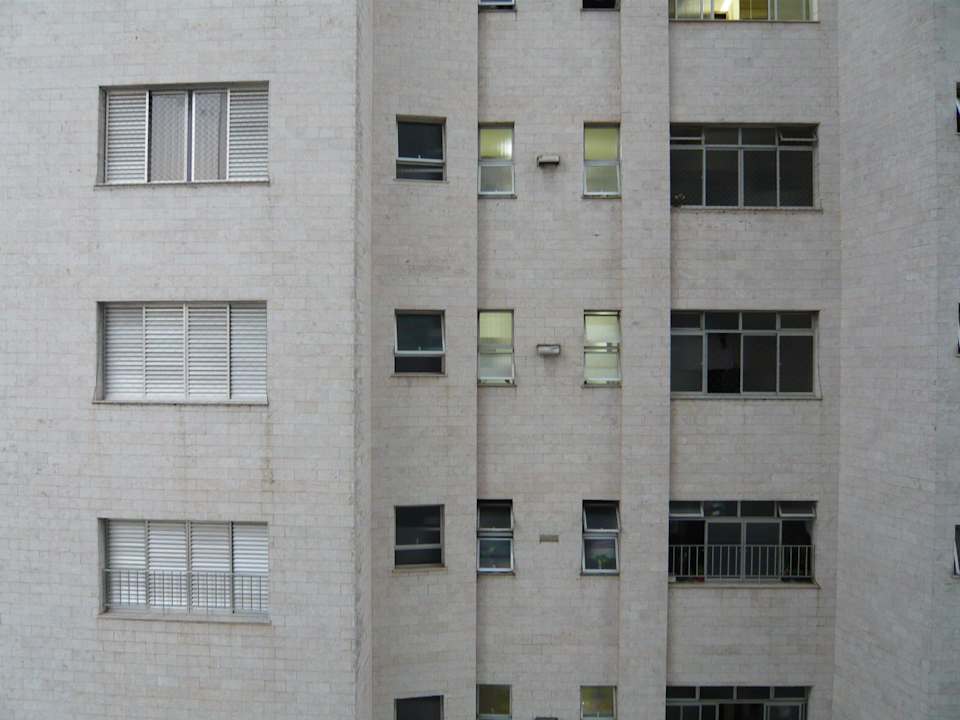 Blick gegenüber vom Zimmer ("lateral") Hotel San Diego Suites Belo Horizonte