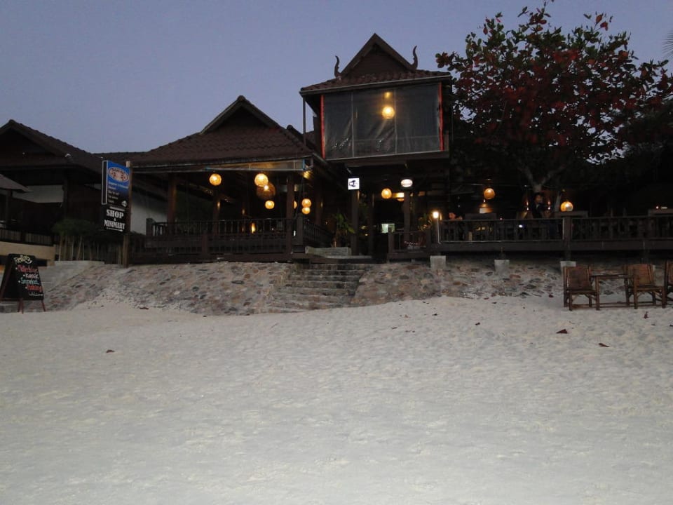 Salad Hut Hotel Salad Hut