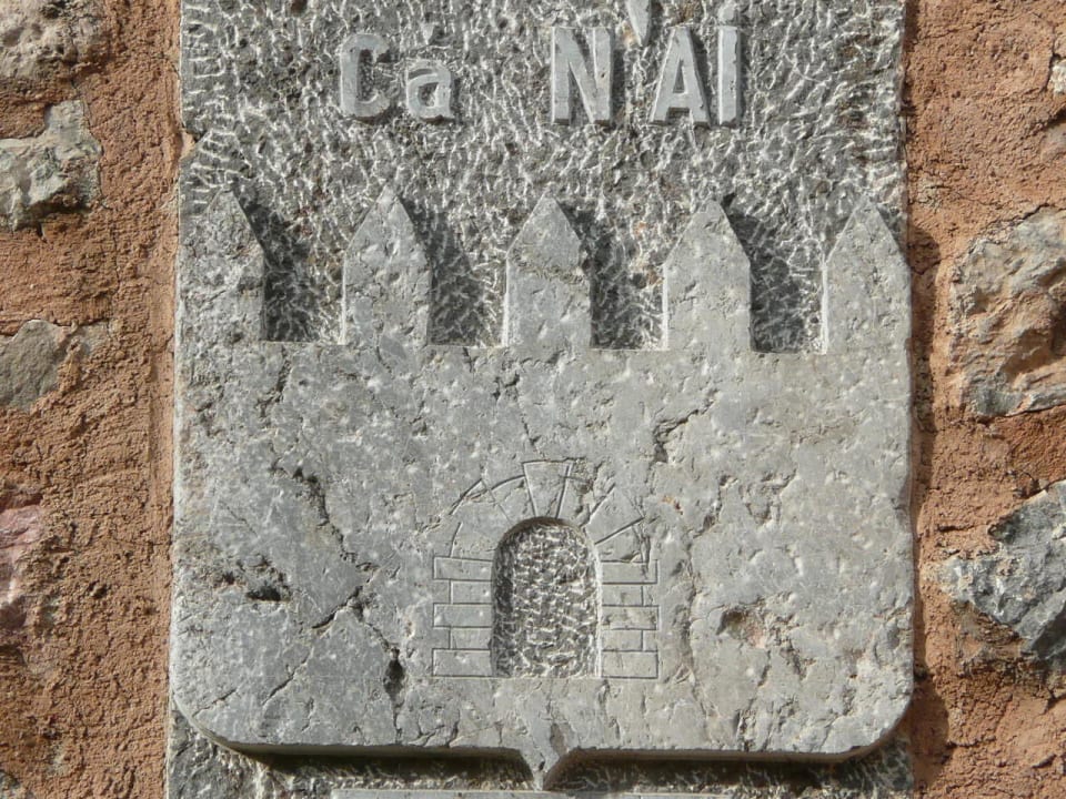 Das Wappen der Finca Finca Ca N'Aí