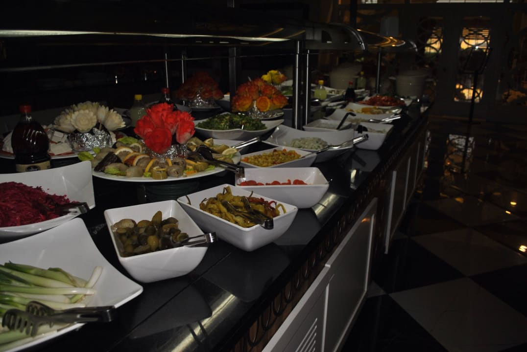 Buffet Hotel Royal Garden Beach