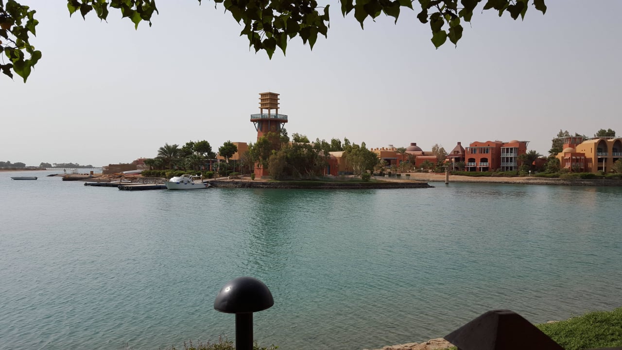 Hotel gegenüber Hotel Three Corners Ocean View prestige - Adults only