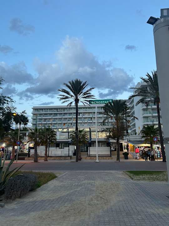 Außenansicht Iberostar Waves Bahia de Palma