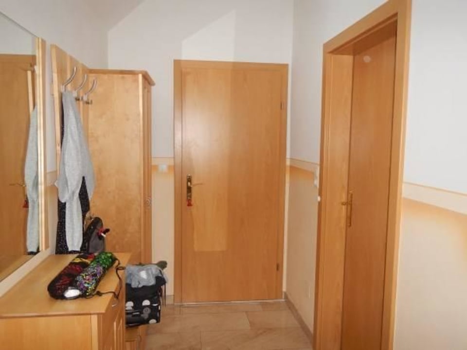 Vorraum Eingang Kinderbauernhof Kurz