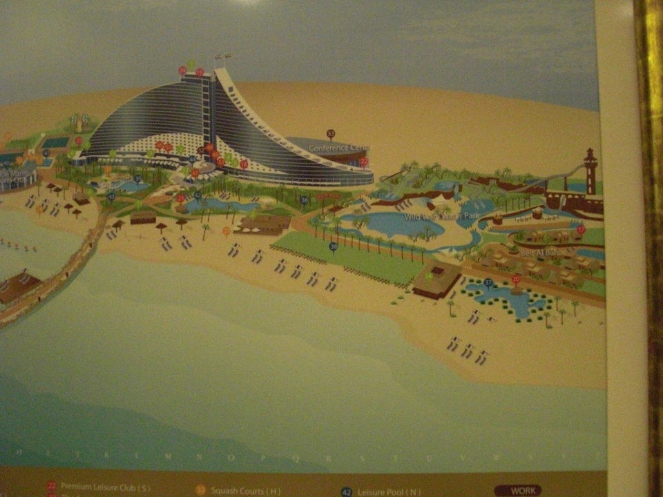links Jumeirah Beach, rechts unten Beit al Bahar Jumeirah Beit Al Bahar