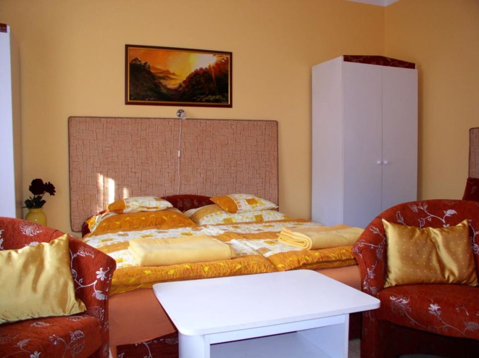 Studios in der ersten Etagen Julia Villa