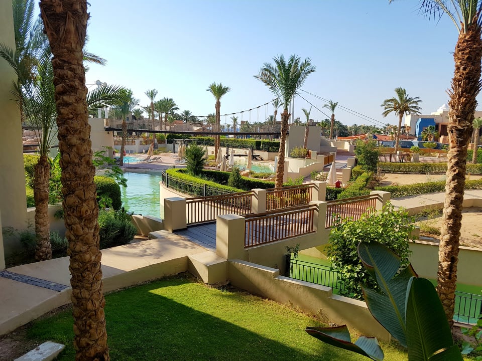 Erlebnispool mit Rutschen und Wasserfall Pickalbatros Sands Hotel - Port Ghalib