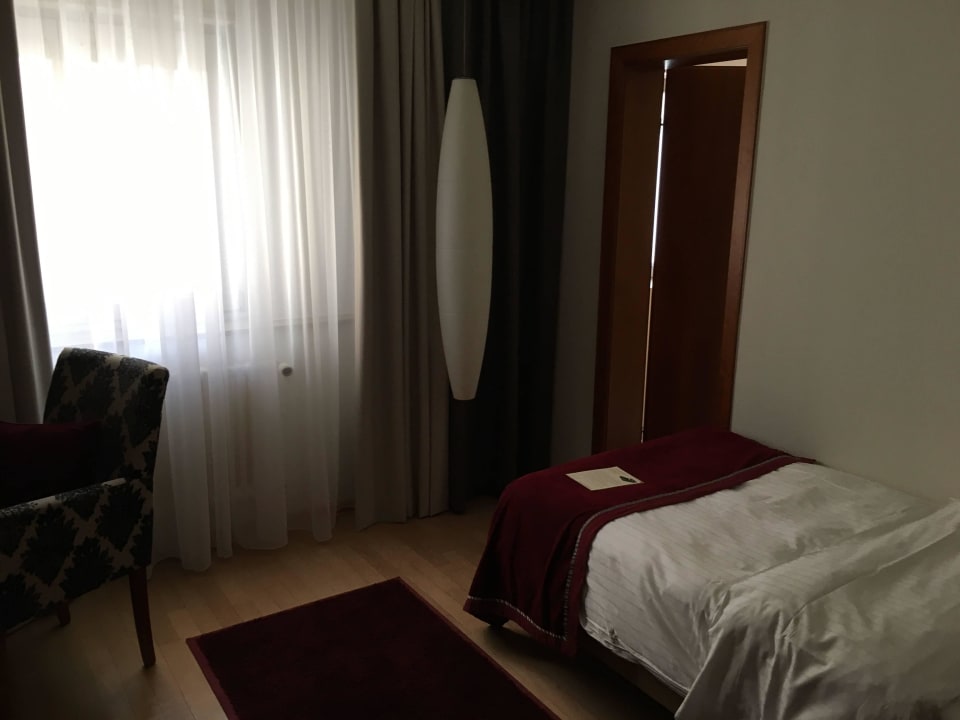 Fenster und Tür zum Bad Hotel Victoria, BW Signature Collection by Best Western