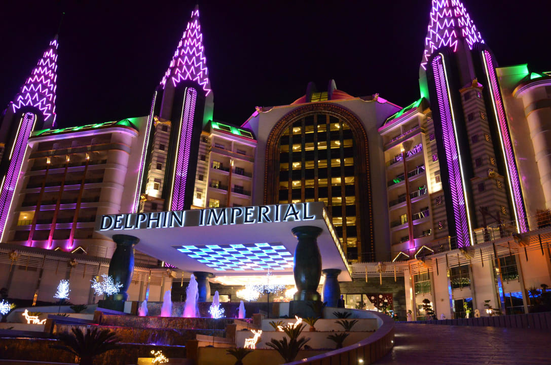 Weihnachten vor dem Imperial Hotel Delphin Imperial