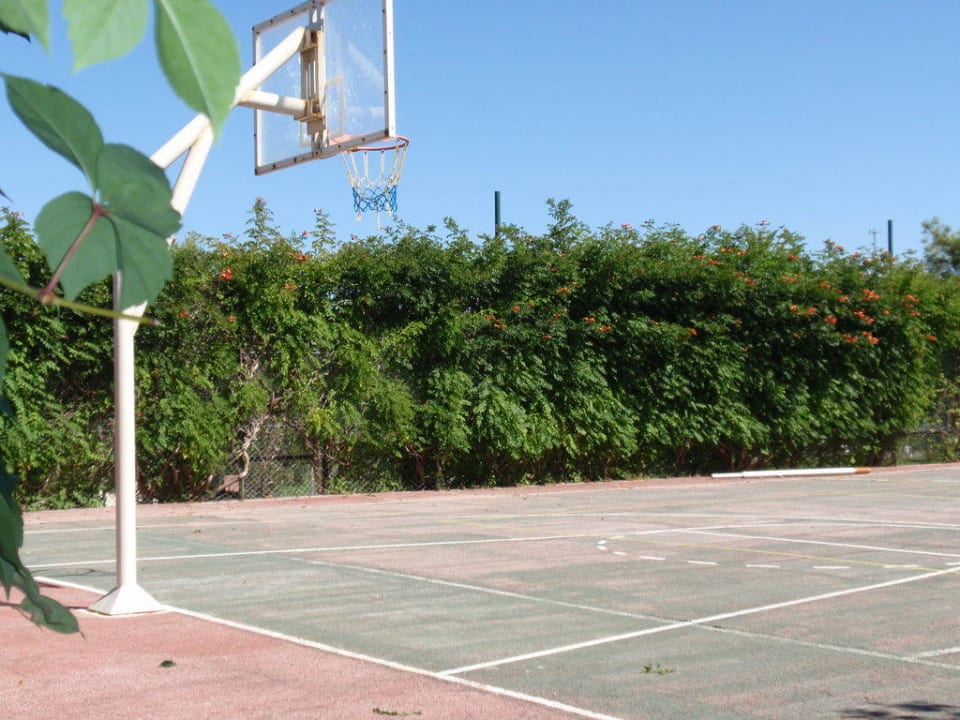 Basketball-Platz Melas Holiday Village