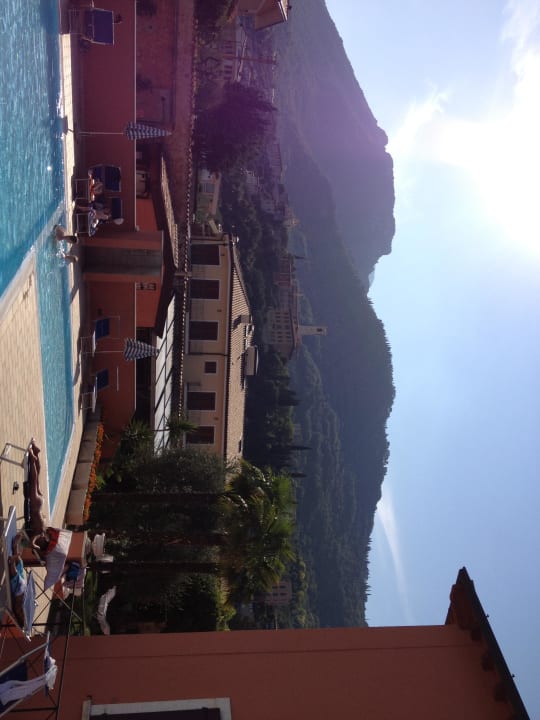 Poolanlage mit Kinderbecken Hotel Bogliaco