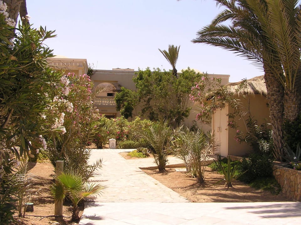 Wohnhaus zwischen den Pools Zita Beach Resort