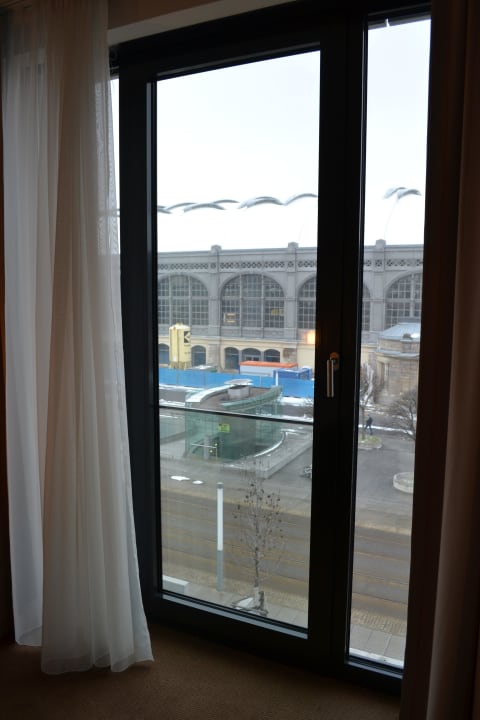 Ausblick Zimmer  IntercityHotel Dresden