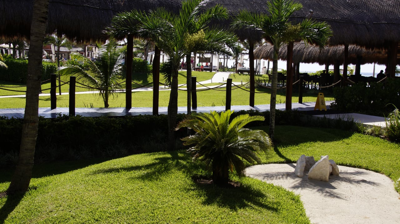 Gartenanlage Akumal Bay Beach & Wellness Resort