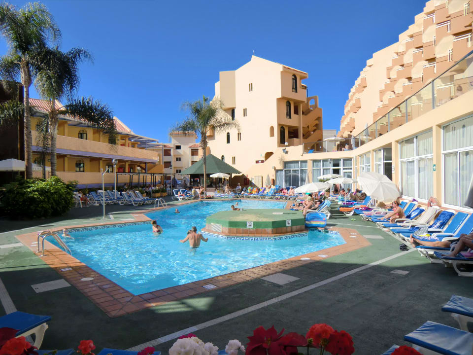 Im Innenbereich der Hotelanlage Playa Olid Suites & Apartments