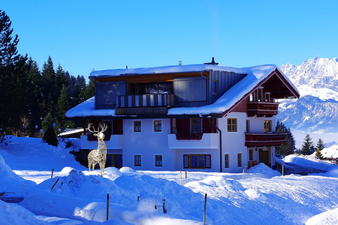 Außenansicht Hotel Chalets Grosslehen