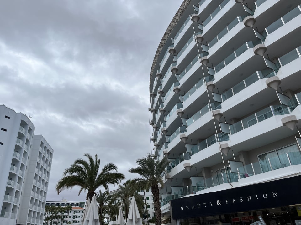 Außenansicht Bull Escorial & Spa