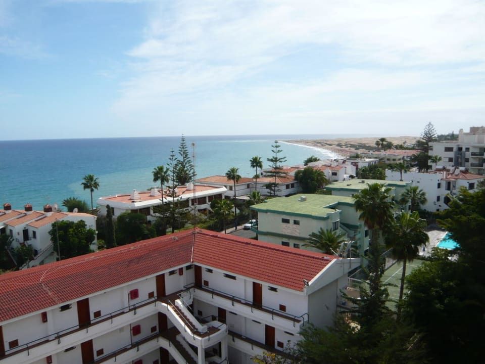Ausblick von der Dachterrasse LABRANDA Marieta - Adults only