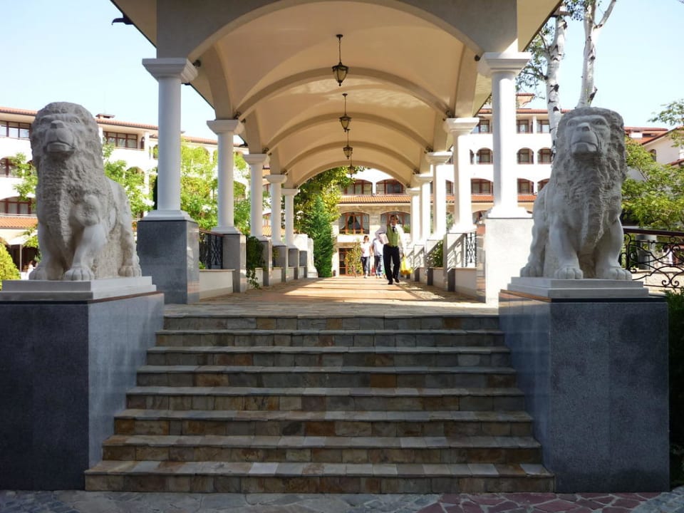 Verbindungsweg vom Hotel Helena Sands zum Park Helena Sands