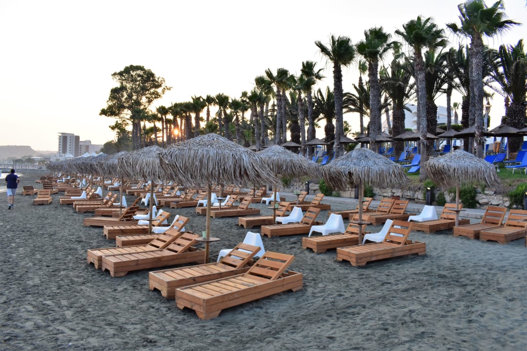 Strand The GrandResort By Leonardo Hotels