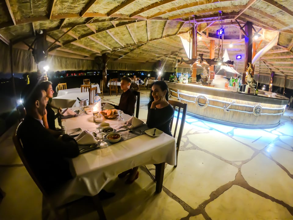 Gastro Regency Plaza Aqua Park & Spa