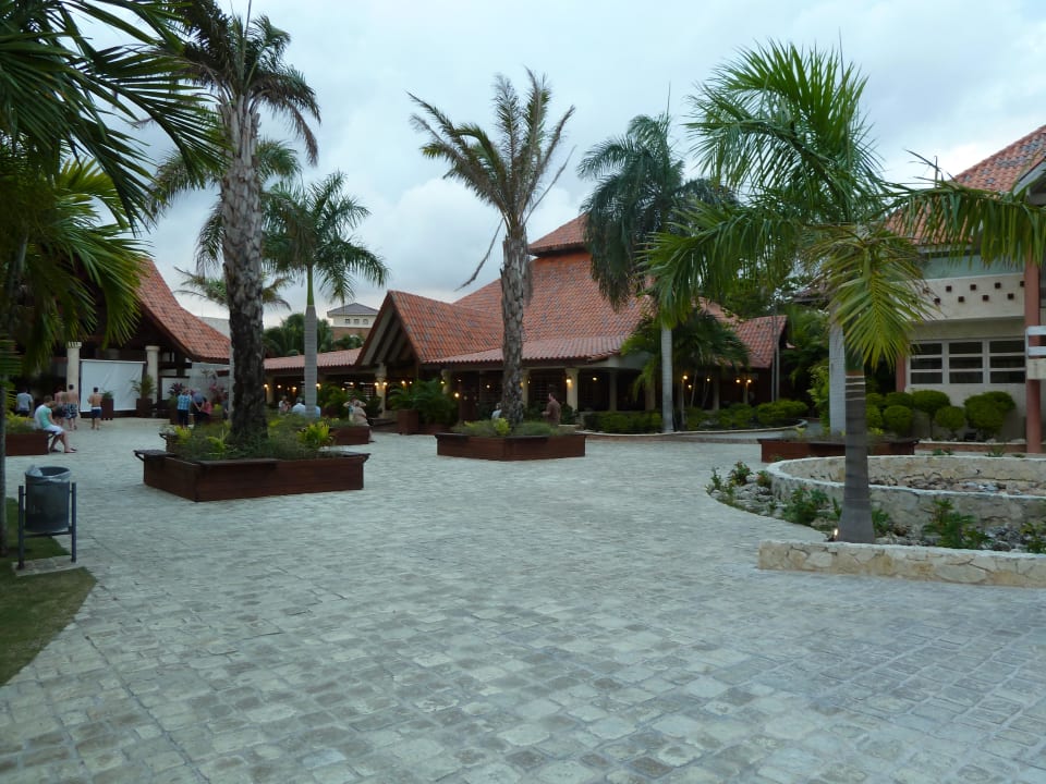 Blick aufs Hauptrestaurant Villas Bavaro Resort & Spa
