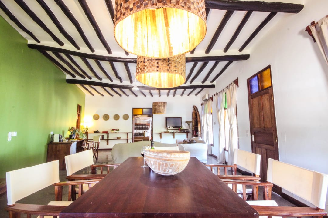 Living Room Suite Spice Island Hotel & Resort