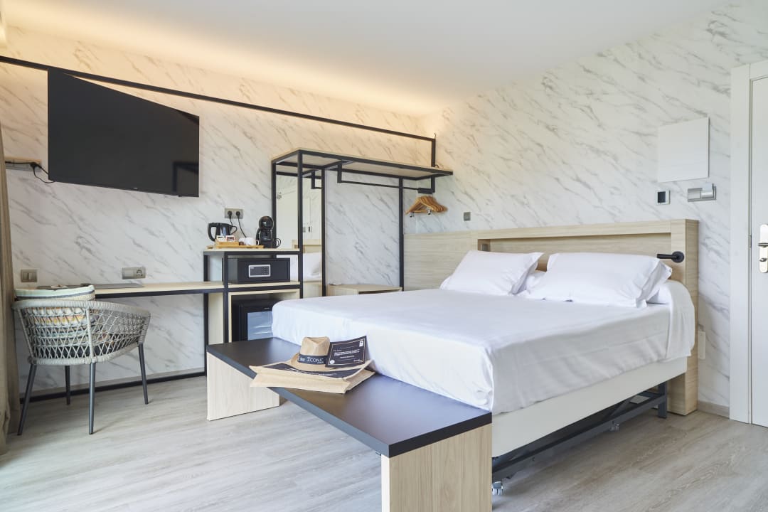 Zimmer Invisa Hotel Es Pla - Adults only