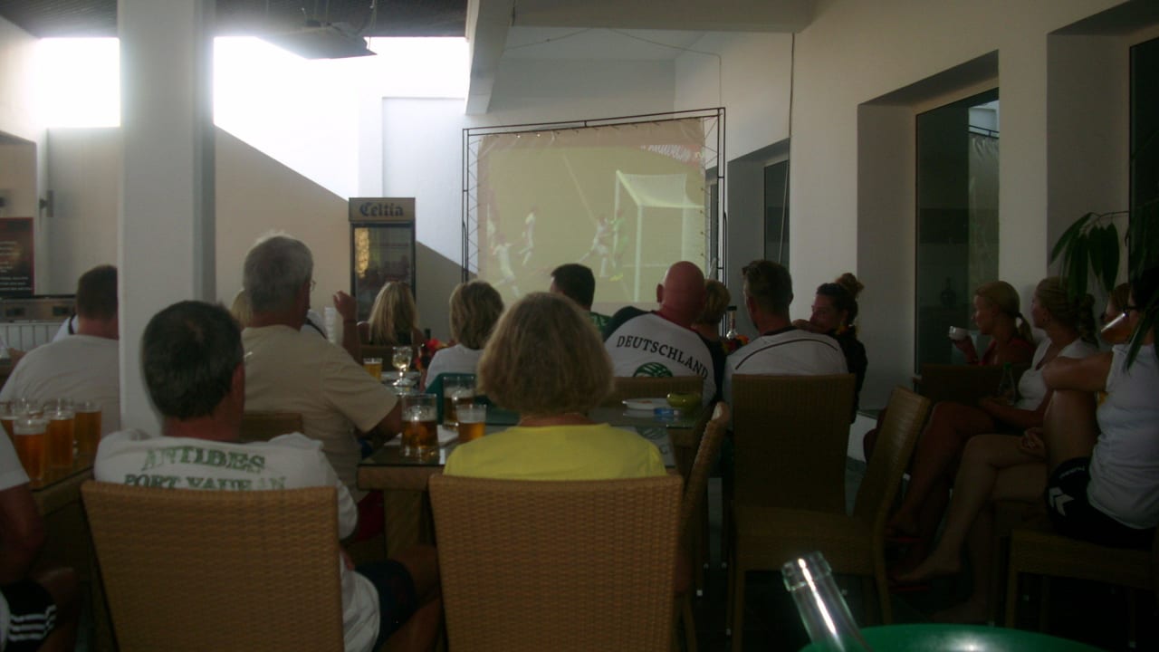 Fussball WM The Orangers Beach Resort and Bungalows