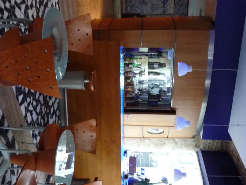 Bar im Eingangsbereich My Story Hotel Tejo