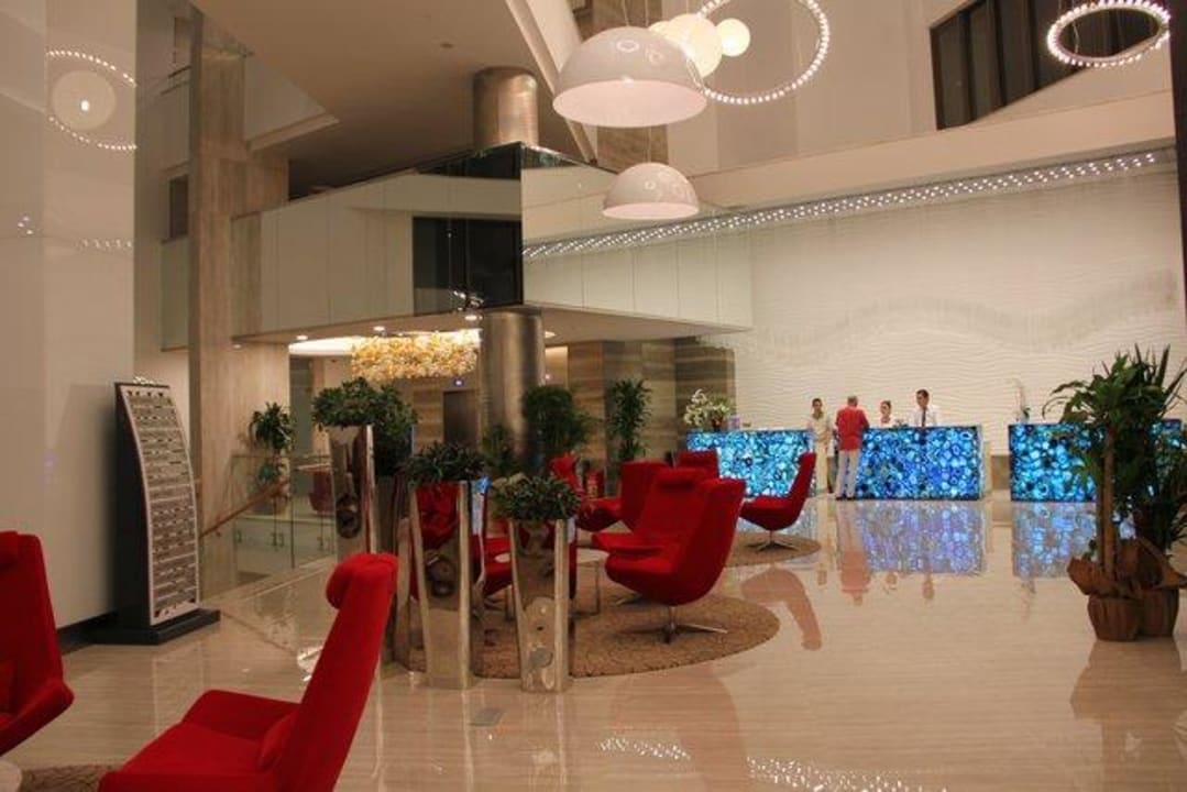 Toller Tresen The Sense Deluxe Hotel