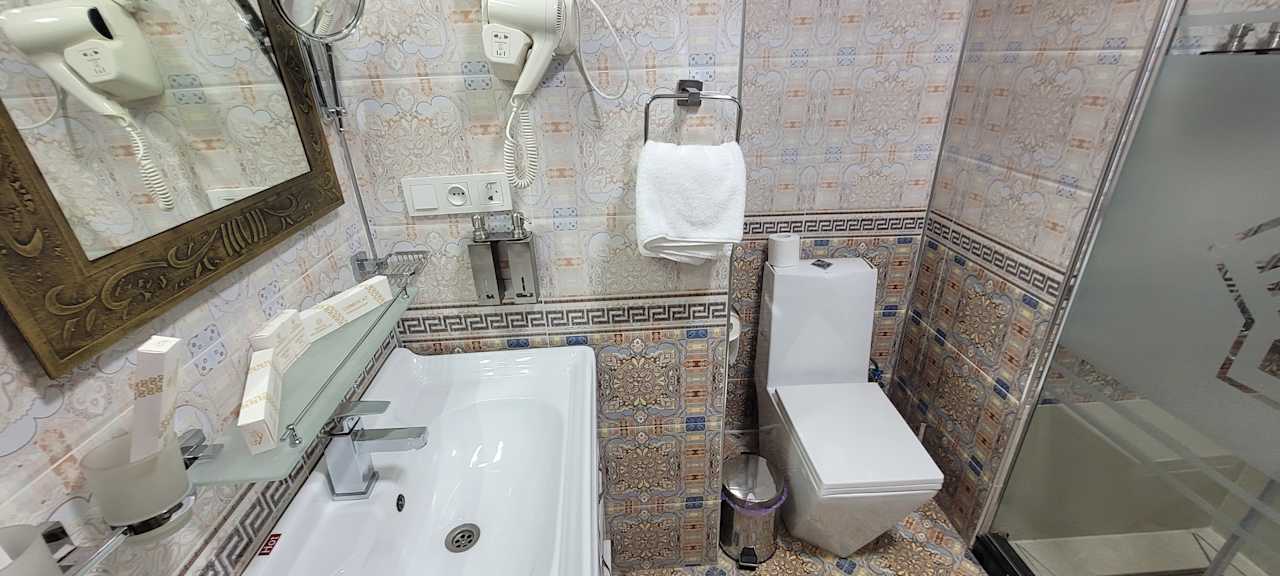 Zimmer SHAHRISTAN Plaza