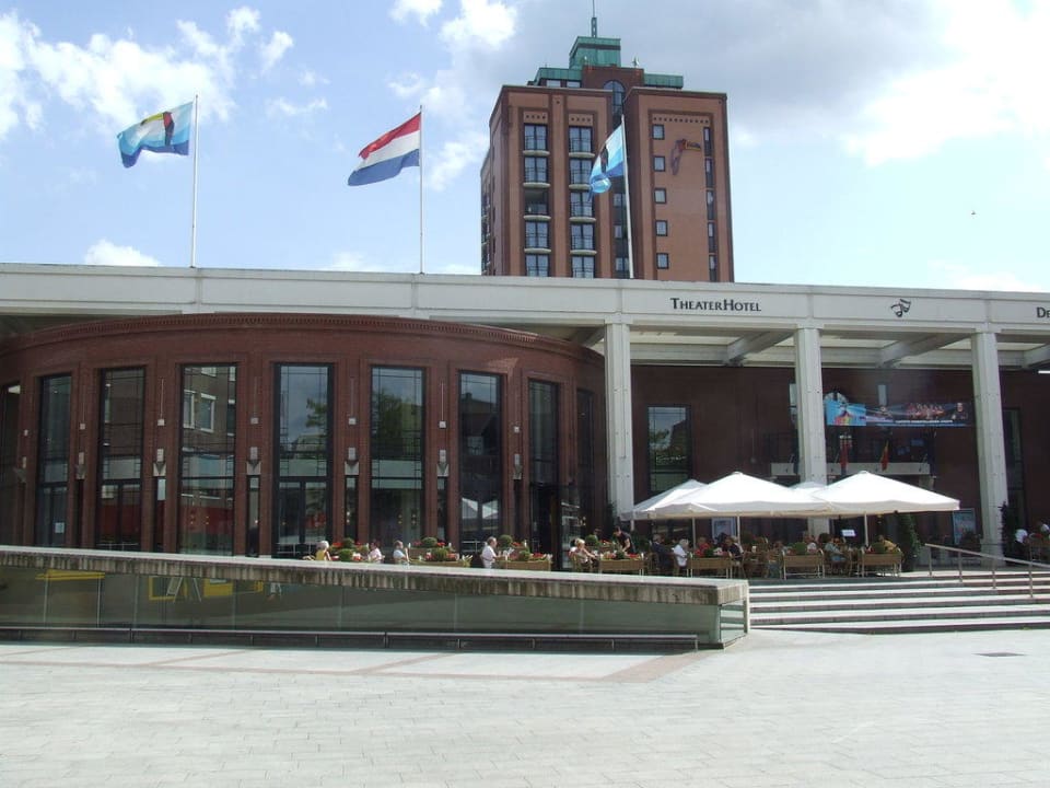 Theater und Hotelturm TheaterHotel De Oranjerie